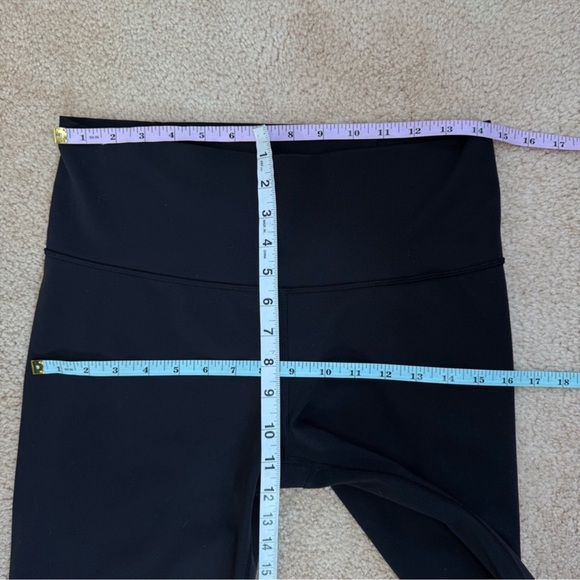 Lululemon Groove Pant III Black Flare High Rise
Yoga Pants Nulu Size 8 reg H6#2 - Picture 14 of 16